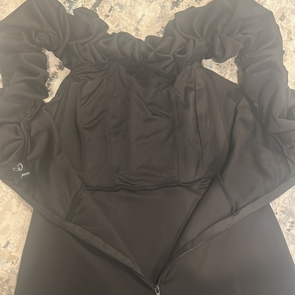 Black puff sleeve mini dress - Picture 8 of 8